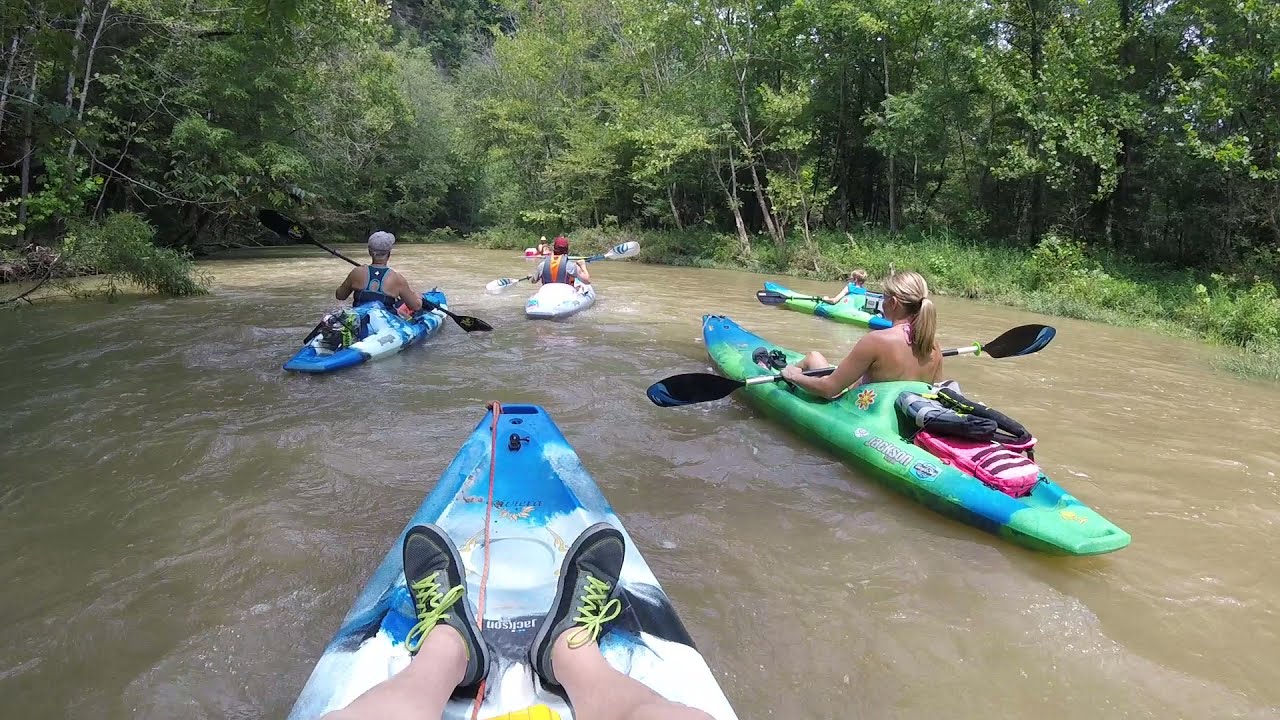 En que consiste el kayaking