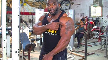 Upright Row Variation w/ Johnnie O Jackson - MUTANT IN A MINUTE