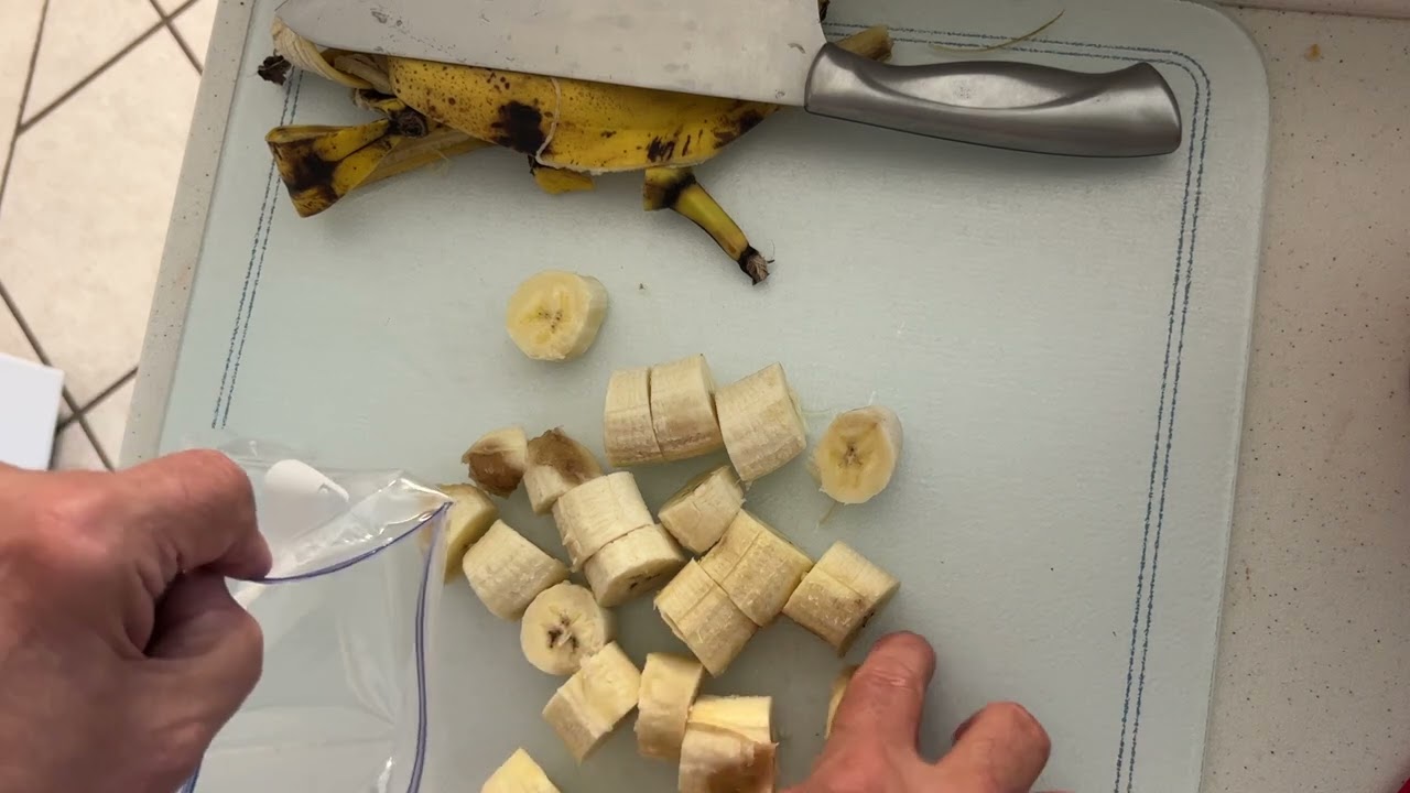 Freeze Bananas Banana Bread When You're Ready - Without Them Turning Black