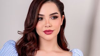 See LETICIA SANTOS ▶️ Lovely Curvy fashion model  