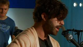 Foals perform Spanish Sahara Resimi