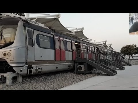The Hong kong Mtr in Wan Chai Promenade/tourist attraction