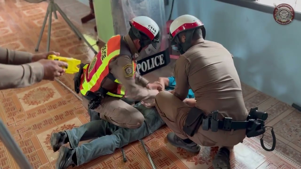 หนี ซ่อน สู้ โรงเรียนสระงาม