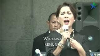 Lagu Kemuning oleh Widyawati yang enak banget istri dari Sophaan Sophian