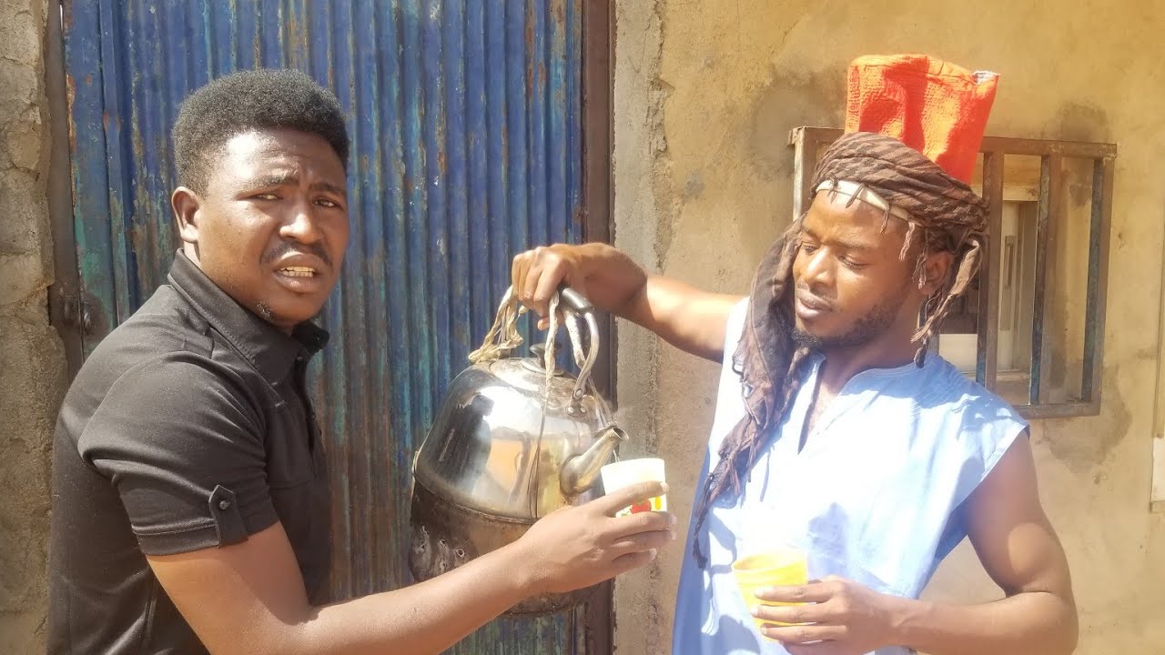 Jahilinmalami Buzu me Shayi😂😂😂(shikasuwanci hakuri yakeso)