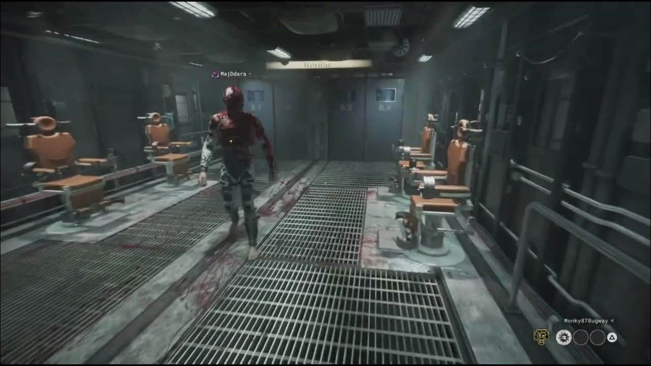 Me an. My friend playing outlast bc why not ?  