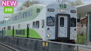 (New Reactivated Cab Car 250!/Equipment Move/4 Bike Cars) GO E-3514 - 250 With 656 At Mount Dennis