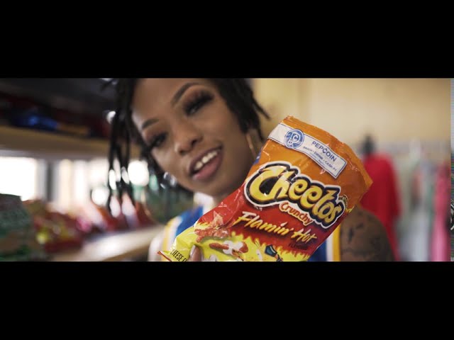 在 YouTube 上观看 Higgy - Hot Cheetos (Official Video) 在 YouTube 上观看 Higgy - Hot Cheetos (Official Video)