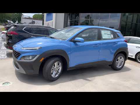 2022 Hyundai Kona SE in Blue Wave - YouTube