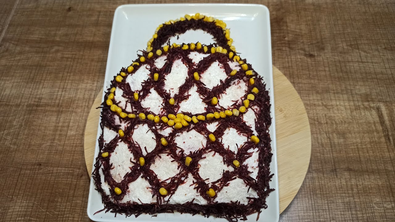 Taze Kış Sebzeleriyle Yapılan Çok Pratik 4 Malzemeli Çanta Desenli Salata Tarifi | Köy Mutfağı Taze Kış Sebzeleriyle Yapılan Çok Pratik 4 Malzemeli Çanta Desenli Salata Tarifi | Köy Mutfağı