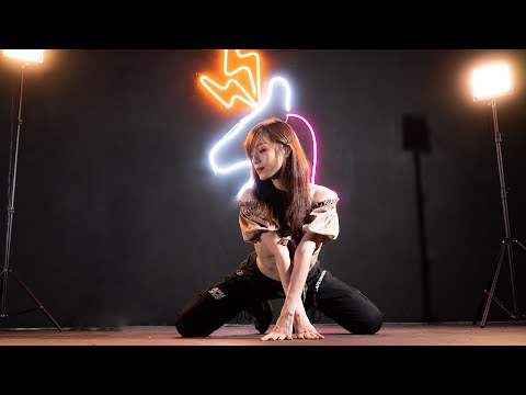 青春有你2 LISA舞台秀 (Youth With You 2 Lisa Stage Show) / Dance Cover by DE Dance Club