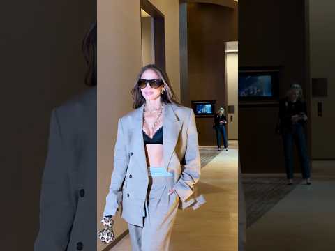 Video Jennifer Lopez Turns NYC into a Runway While Promoting Her Movie Office Romance