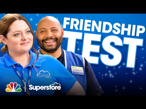 Lauren Ash and