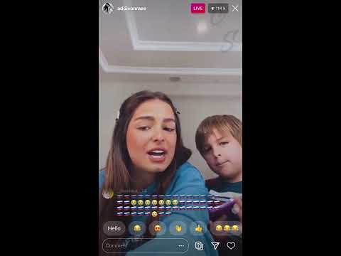 Addison Rae Completely Ignoring Her Little Brother For Live Stream ...