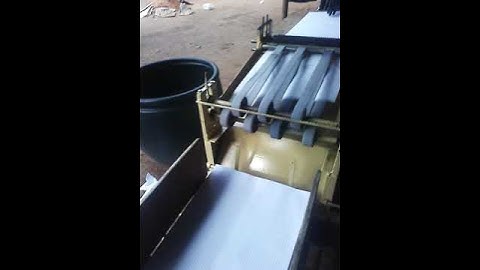 Exercise book ruling machine