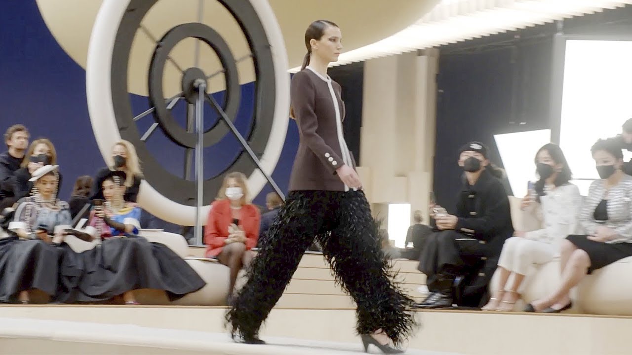 Chanel Spring 2022 Couture Fashion show, Vogue