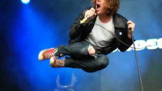 The Pigeon Detectives - Take Her Back - Lyrics