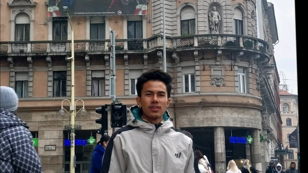 Budapest Hungary EU Visits Gardai Nepali Gyz YouTube budapest-hungary-eu-visits-gardai-nepali-gyz-youtube