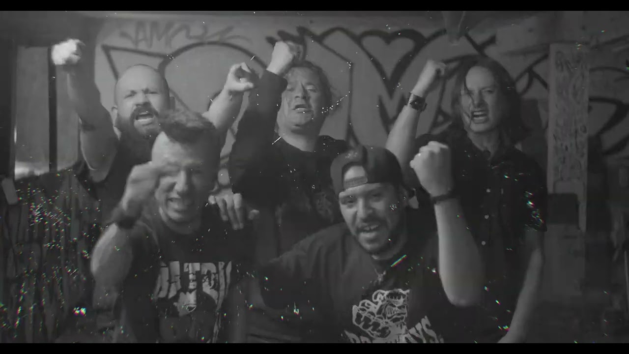 KALAZO - REVOLUCIÓN SOCIAL  (VIDEOCLIP OFICIAL)