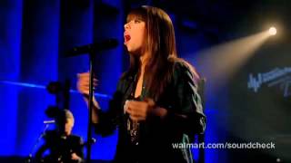 Carly Rae Jepsen - Your Heart Is A Muscle (Live) chords