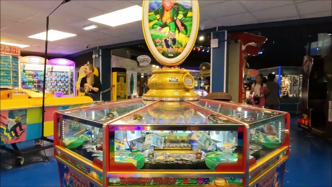 Arcade Tour - Thorpe Park Dome - Coin Pushers & Grab Machines - Surrey - May 2022 | kittikoko