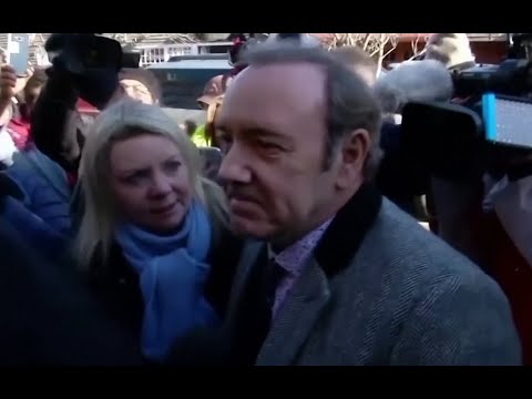 Кевина Спейси обязали возместить создателям «Карточного домика» более 30 миллионов долларов