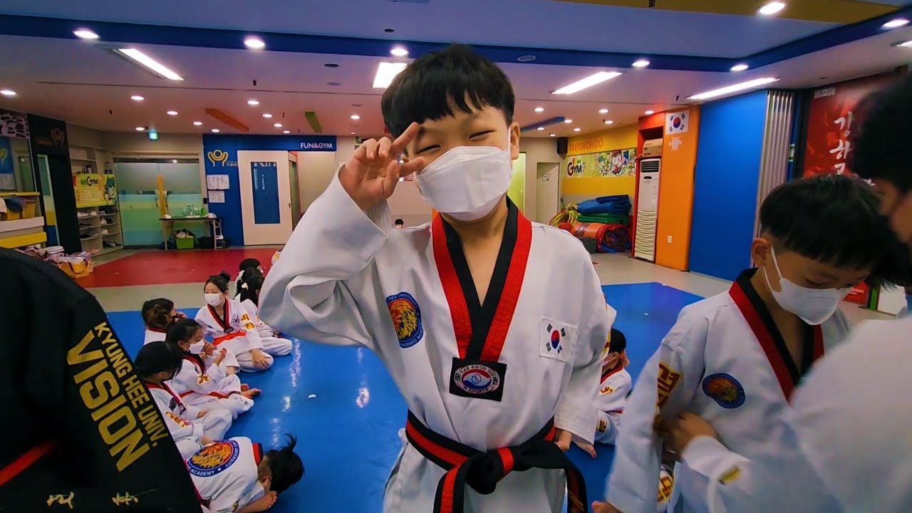 경희대 비전 태권도 띠 수여식