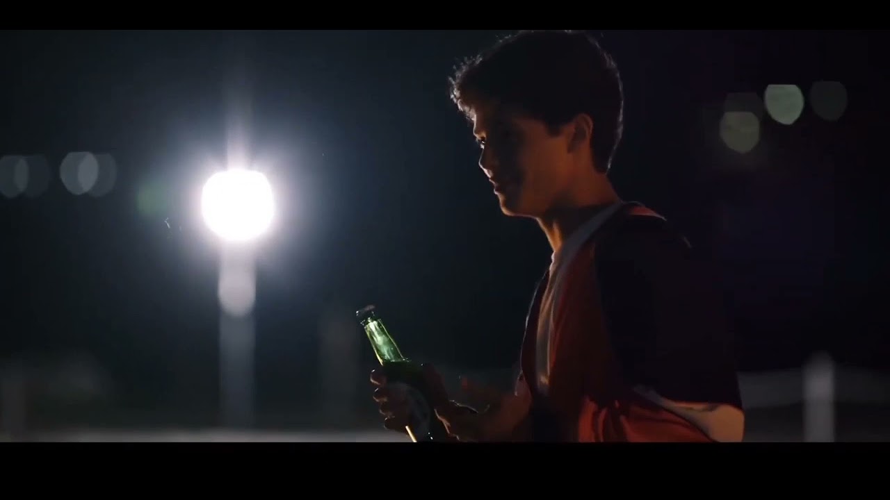 Tamino_ Habibi / Caught by a wave