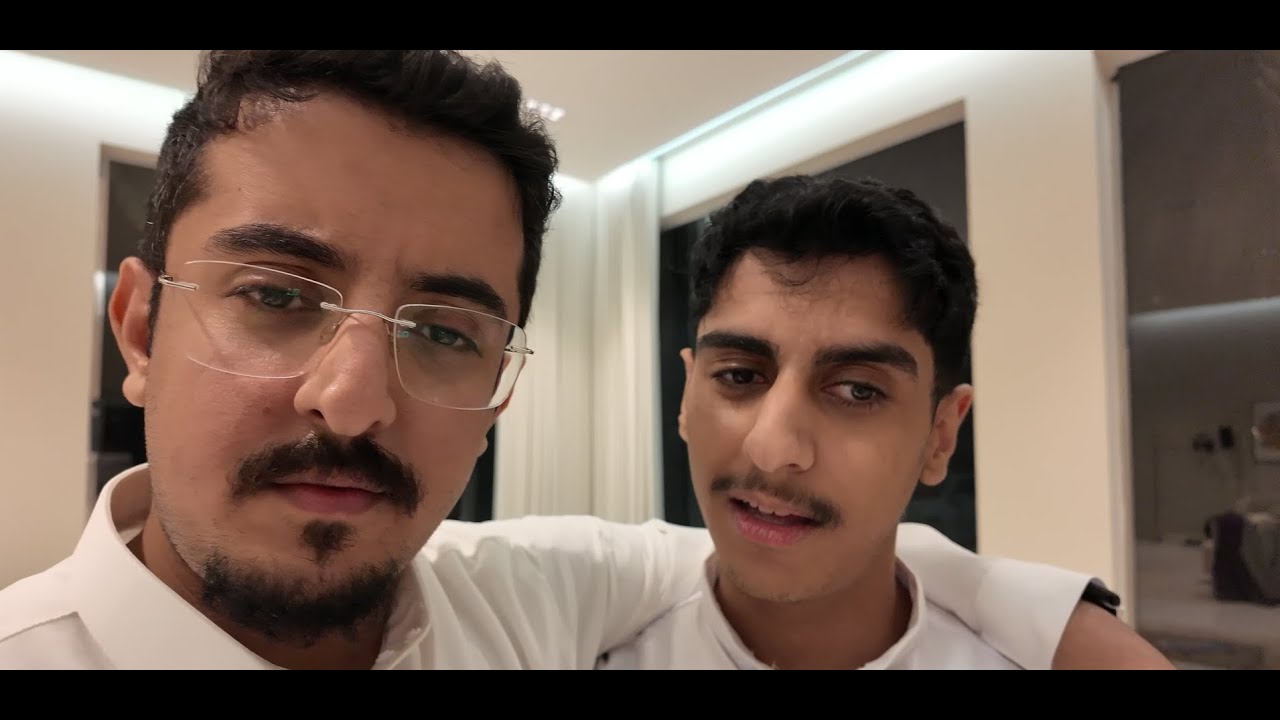 الفلوق الثامن