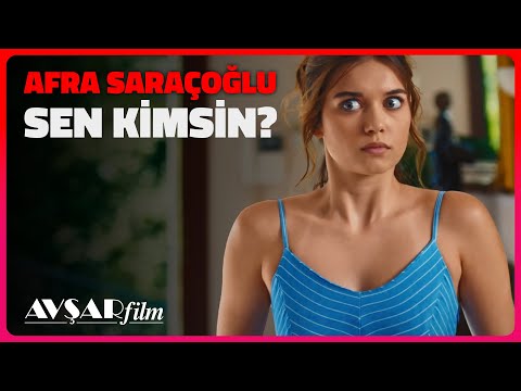 Sen Kimsin? 😳 | Afra Saraçoğlu | Aşk Bu Mu?