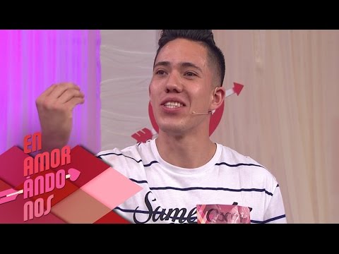 Óscar batea a Marian | Enamorándonos - YouTube
