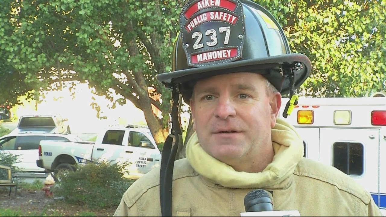 UPDATE Aiken crews on scene of house fire, roof collapses YouTube