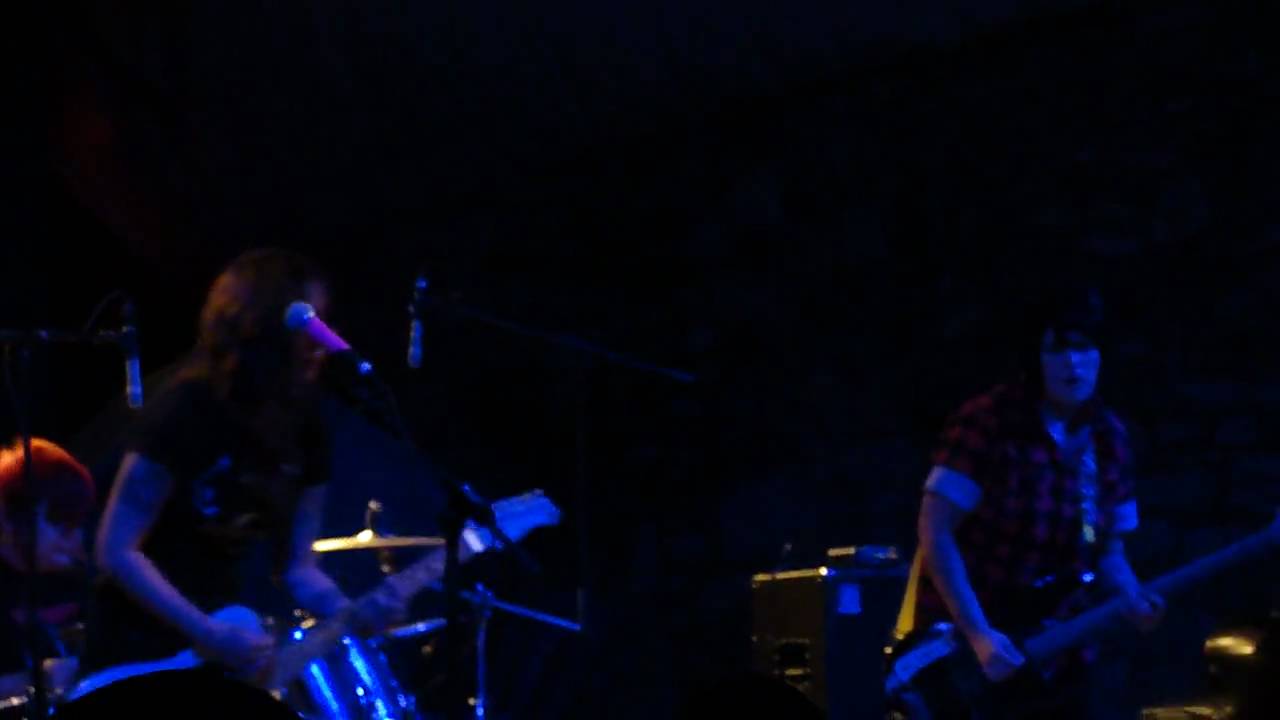 Girl in a Coma playing El Monte - Live at Stubbs in Austin Texas - Opens for Blue October - YouTube