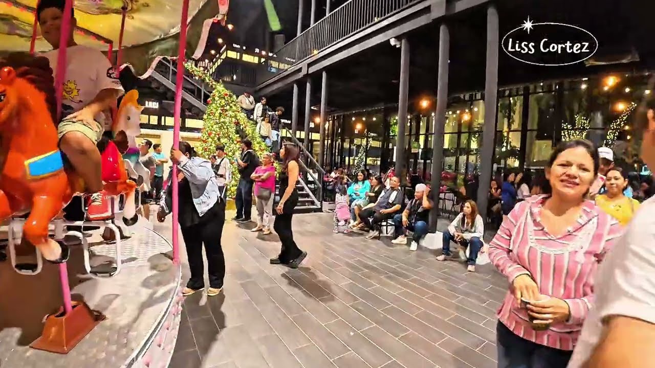 🇸🇻 Así se vive la NAVIDAD en el Centro Histórico de SAN SALVADOR 🎄✨