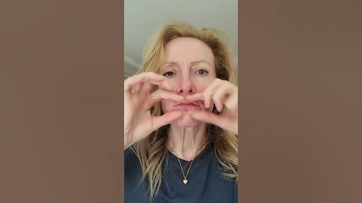 Quick Face Yoga Lips Mouth Wrinkles Massage #shorts #facemassage #mouth  #antiaging #faceyoga 🥰