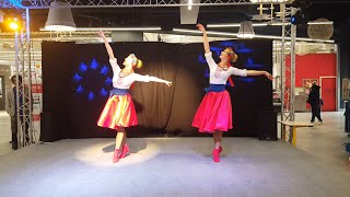 Kozachok Ukrainian traditional dance Український Народний Танець КОЗАЧОК