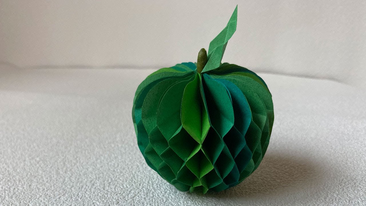 折り紙のアート 青リンゴ 音声解説付き Youtube