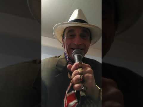 Greg Cucina sings The Beatles "Hey Jude"