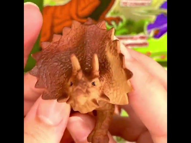 DINOSAURS ASMR Jurassic World Park Oddly Satisfying Unboxing Mystery Blindpack Toys Triceratops