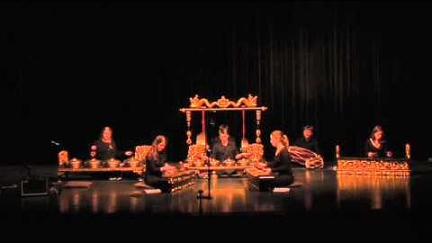 Acadia Gamelan Ensemble - Manintin