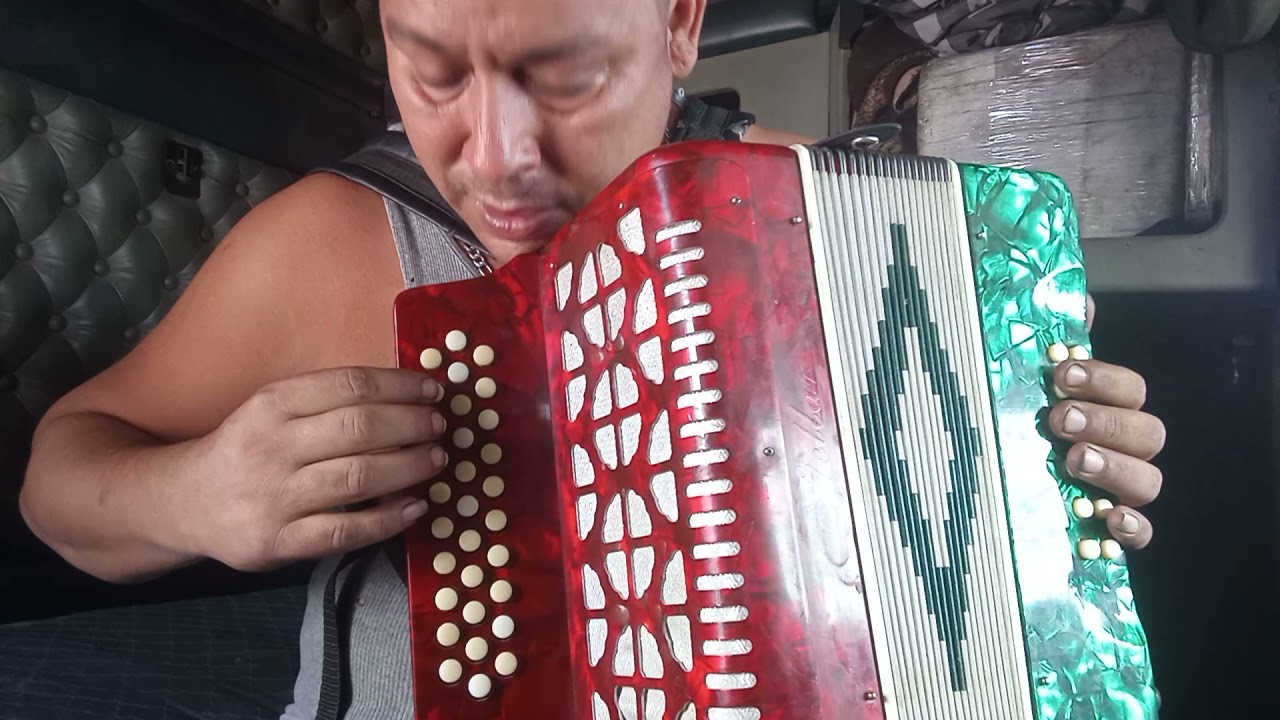 CUMBIA DEL AMOR TUTORIAL ACORDION DE SOL