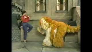 Clic Sesame Street Snuffy Walks Barkley 1988
