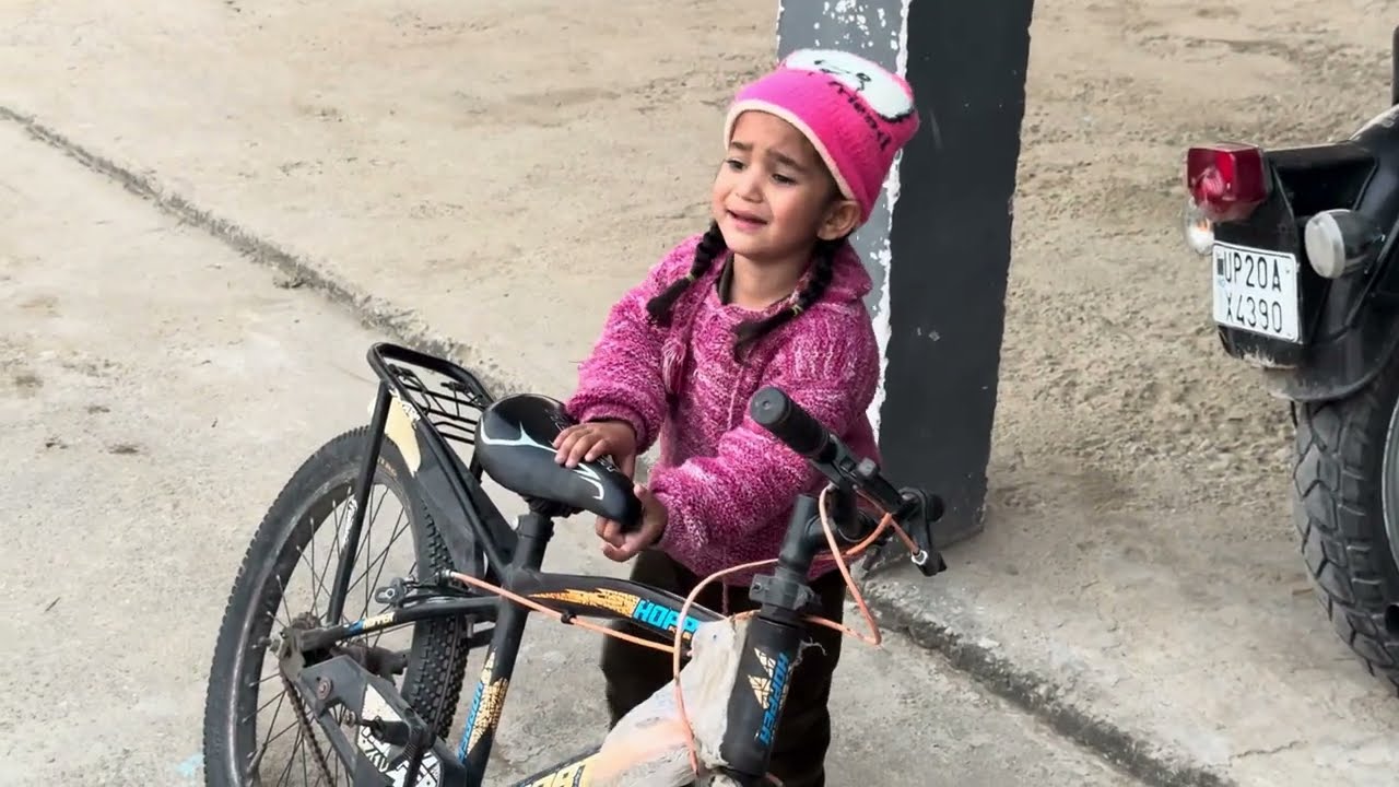 Aaj to car ke sath ki off roading Pani mein doob gayi Puri car ￼Gaon ka blog 3￼