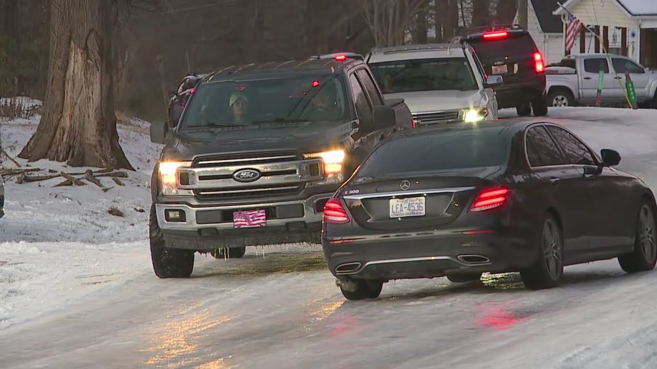 Drivers struggle on icy roads in Forsyth County - YouTube
