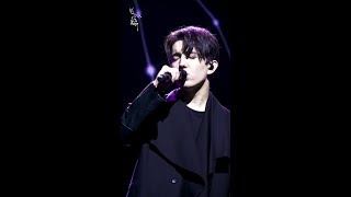 [Fancam] 秋意浓 Late Autumn - 迪玛希Dimash Димаш ,29/11/2019 Arnau Tour@St. Petersburg