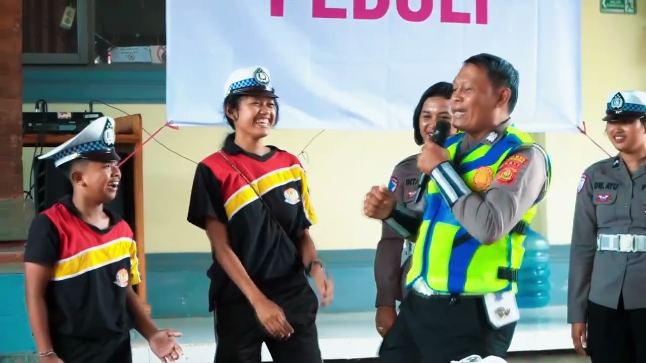 BAKTI SOSIAL PENDIDIKAN DI SLB N 1 KLUNGKUNG