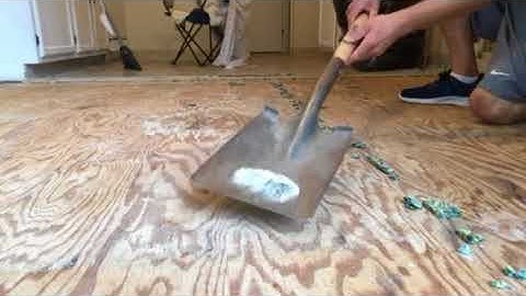 How to remove carpet padding staples with ease!