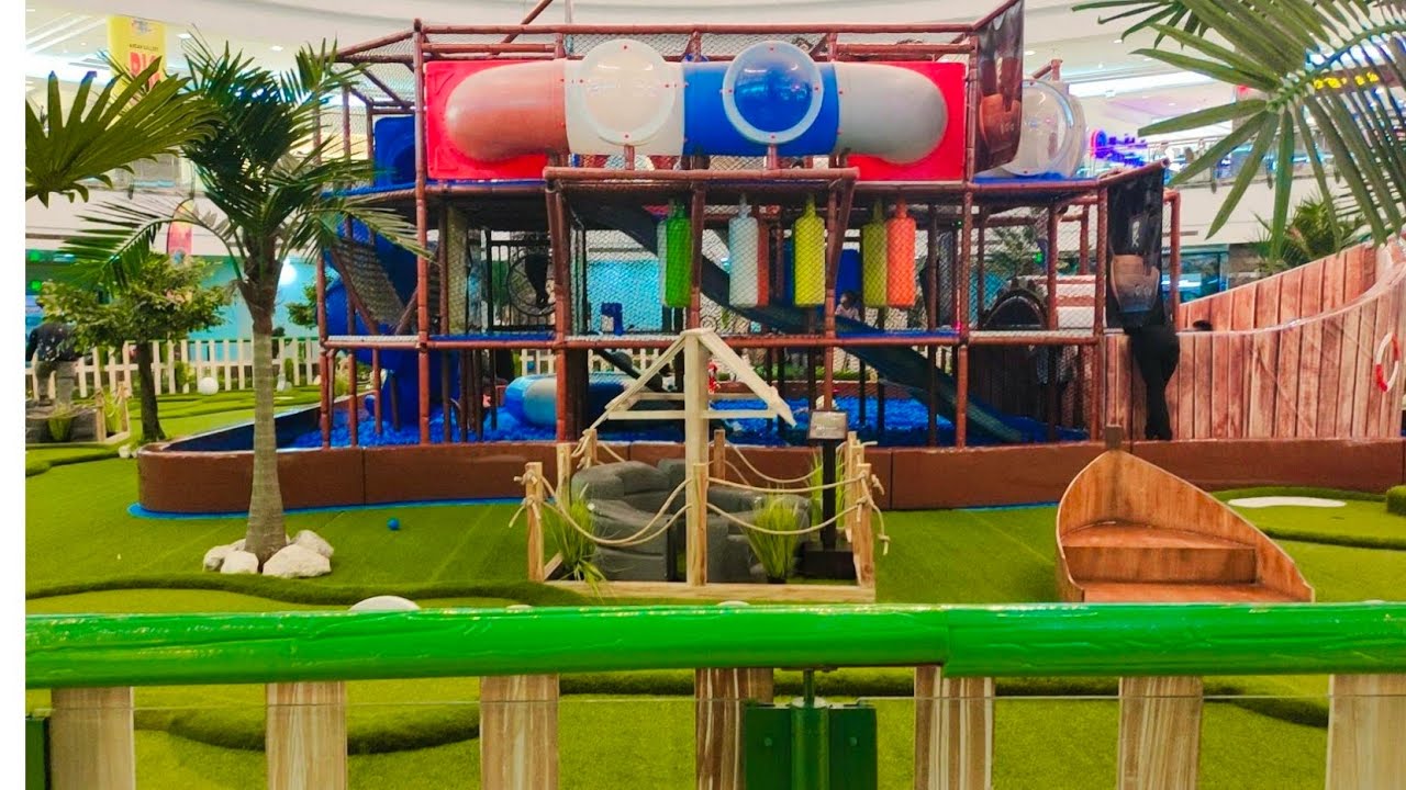 Mini golf in city center Doha Qatar/ kids play ground / good places