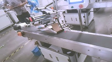 automatic cards paging feed sticker labeling machine top labels applicator etiquetadora de tarjetas