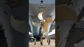 biggest ship prop ever.. #repair #mechanic #ship #propeller #safety #biggest #mechaniclife #india